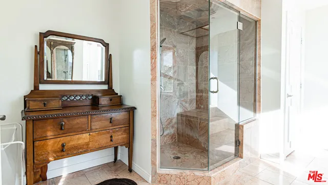 $3,995,000 | 7449 Studio Road, Canoga Park, CA 91304