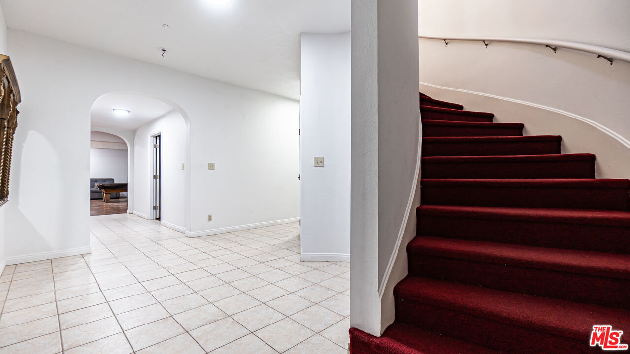 7449 Studio Road Canoga Park, CA 91304 - Photo 54 of 68