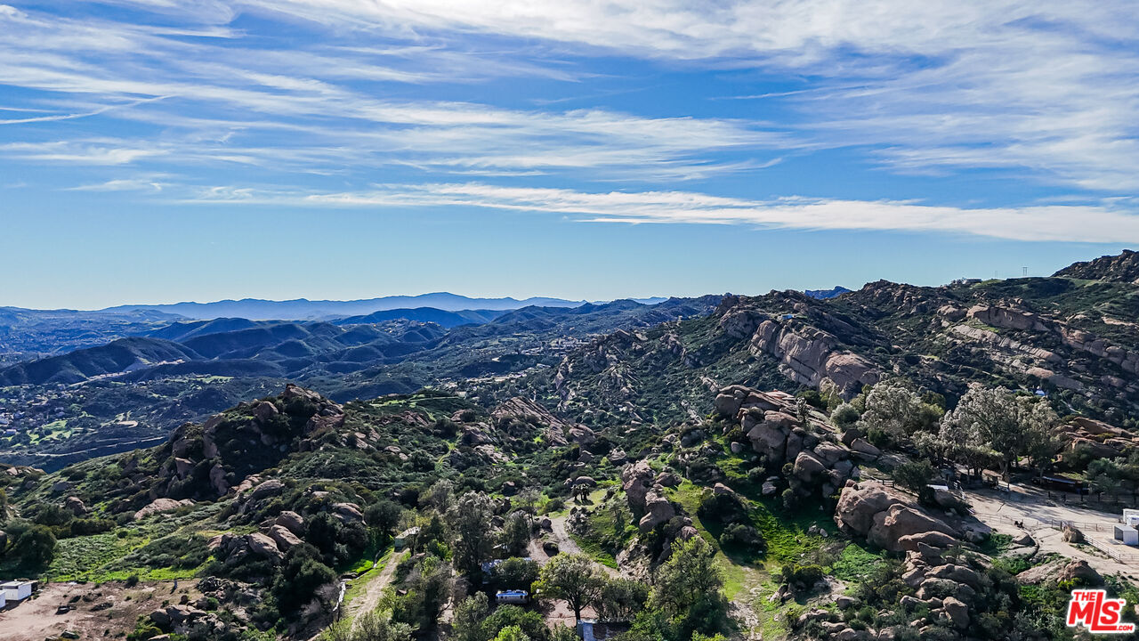 7449 Studio Road Canoga Park, CA 91304 - Photo 61 of 68