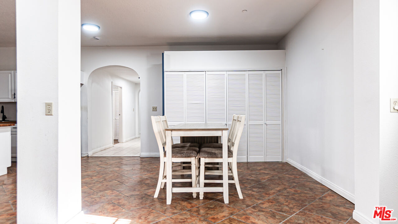 7449 Studio Road Canoga Park, CA 91304 - Photo 62 of 67