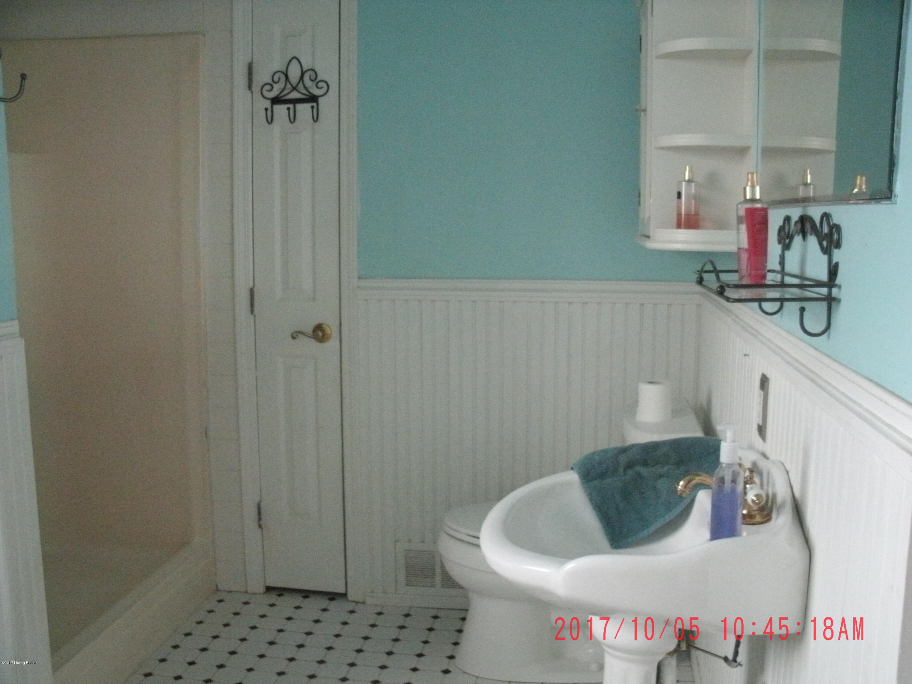3508 Maple Road Louisville, KY 40299 - Photo 11 of 26 GEDC0358