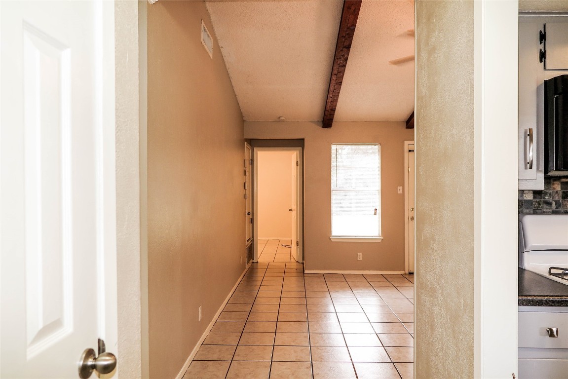 308 Golden Oaks Drive Georgetown, TX 78628 - Photo 2 of 25 a view of an entryway