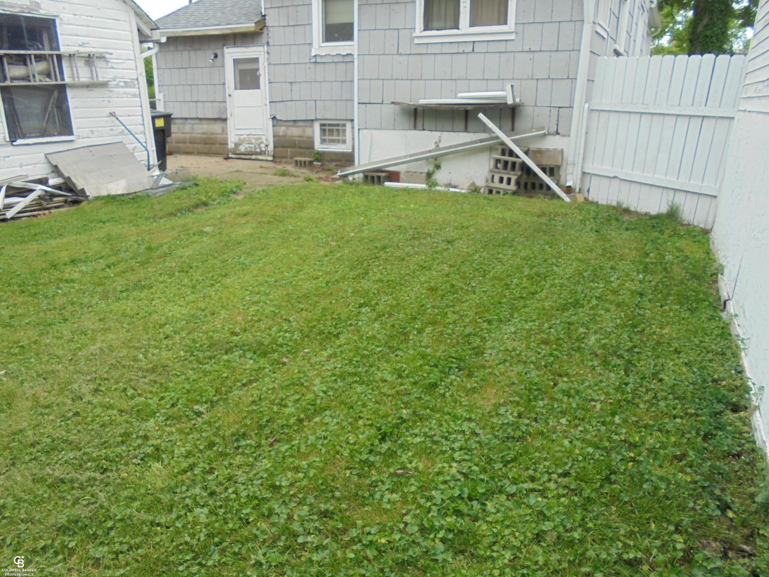 3606 Cadieux Road Detroit, MI 48224 - Photo 15 of 32