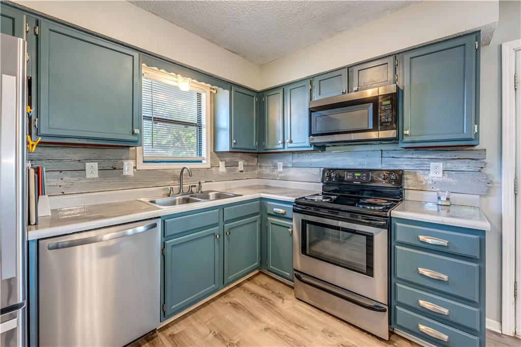 79 Northwest 271st Road Centerview, MO 64019 - Photo 17 of 56