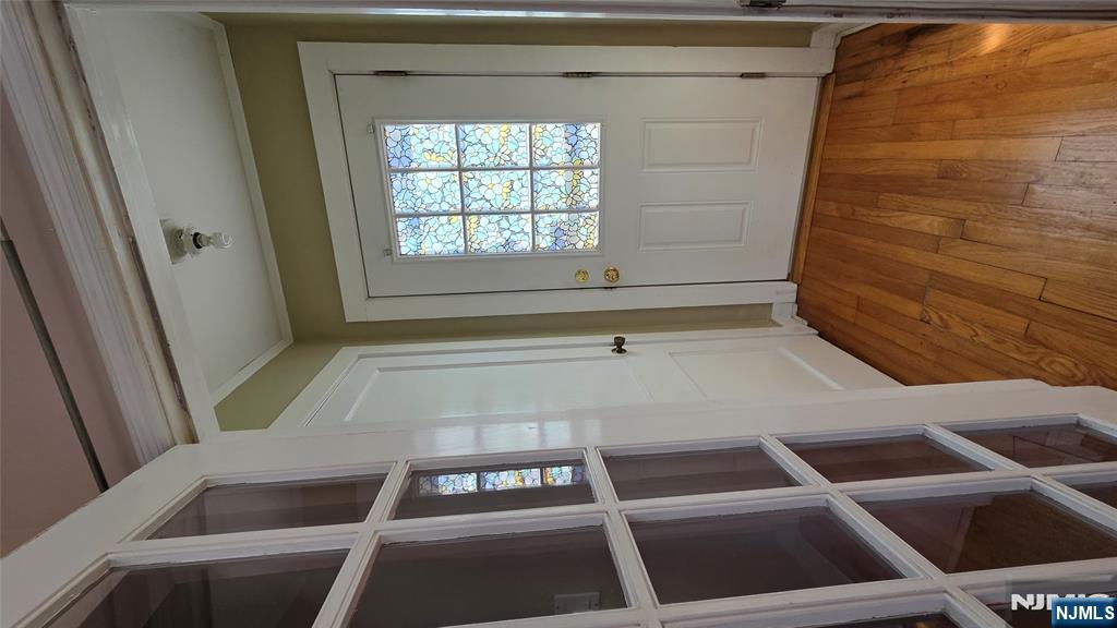 195 Snake Den Road Bloomingdale, NJ 07465 - Photo 3 of 11