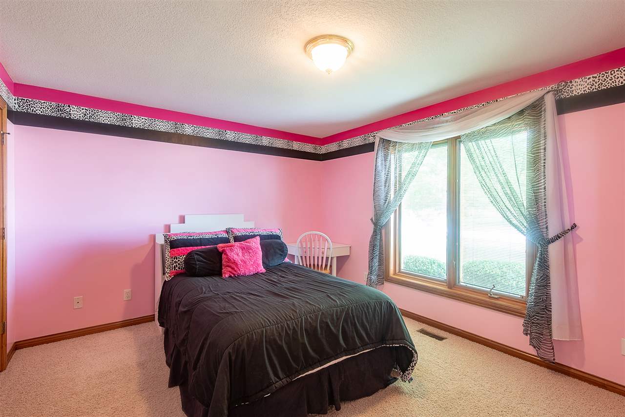 207 Hunters Ridge Auburn, IN 46706 - Photo 19 of 36 Gallery Image 19