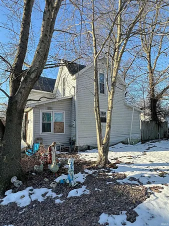 $120,000 | 701 Park Street, Loogootee, IN 47553
