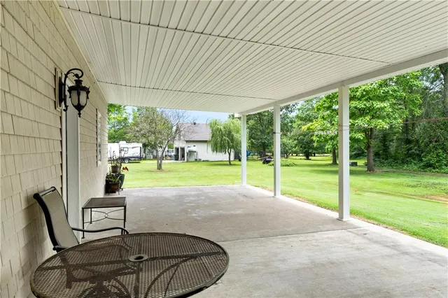 $279,999 | 12590 East Osage Nation Road, Nevada, MO 64772