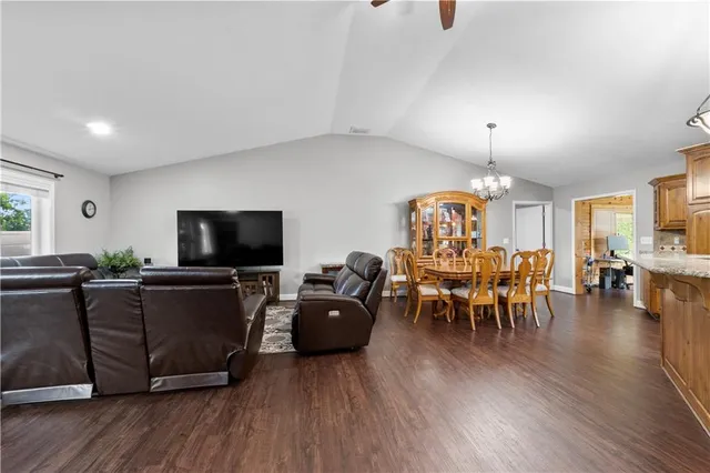 $279,999 | 12590 East Osage Nation Road, Nevada, MO 64772