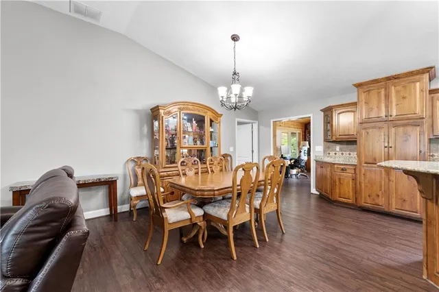 $279,999 | 12590 East Osage Nation Road, Nevada, MO 64772