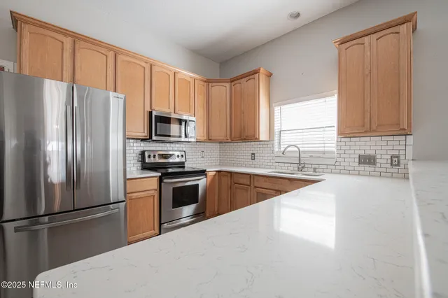 $3,000 | 821 6th Avenue South, Jacksonville Beach, FL 32250