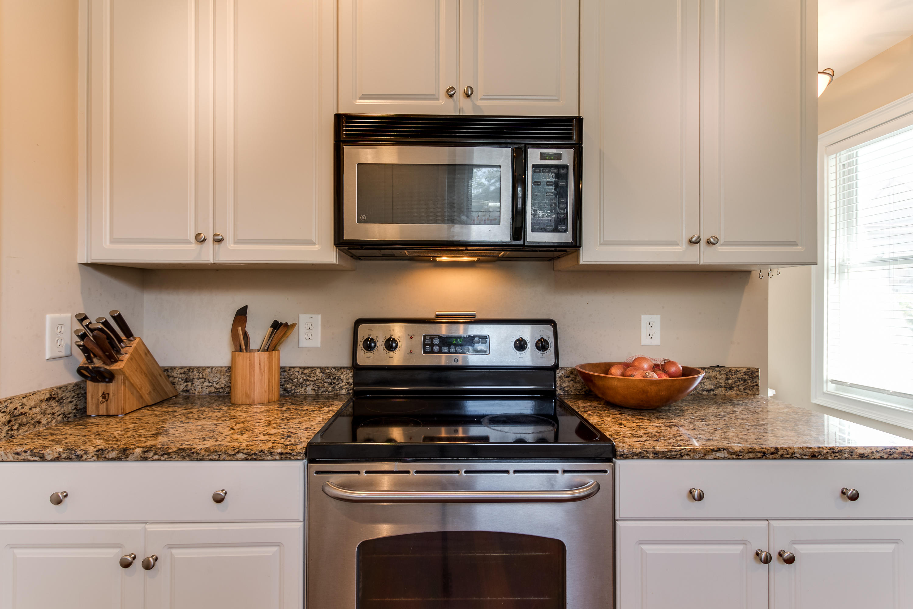 590 Rutledge Avenue, Unit C Charleston, SC 29403 - Photo 11 of 23 10--FULL