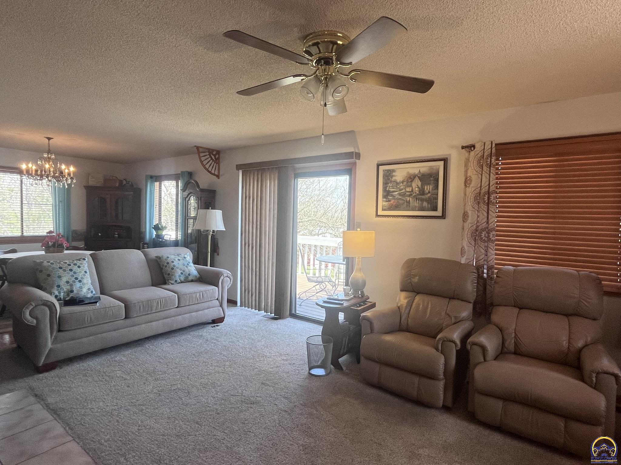 6024 Southeast Stubbs Road Tecumseh, KS 66542 - Photo 2 of 38