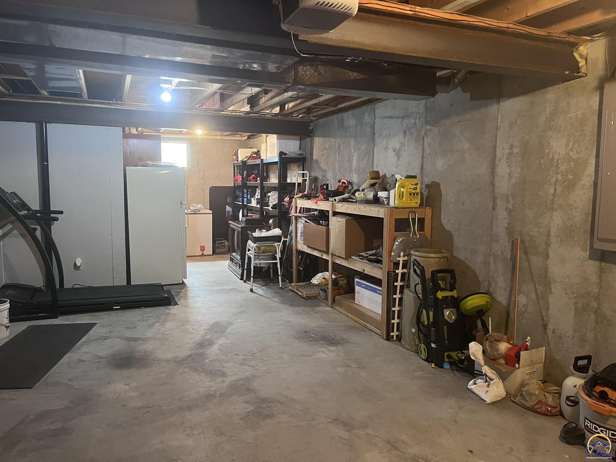 6024 Southeast Stubbs Road Tecumseh, KS 66542 - Photo 24 of 38