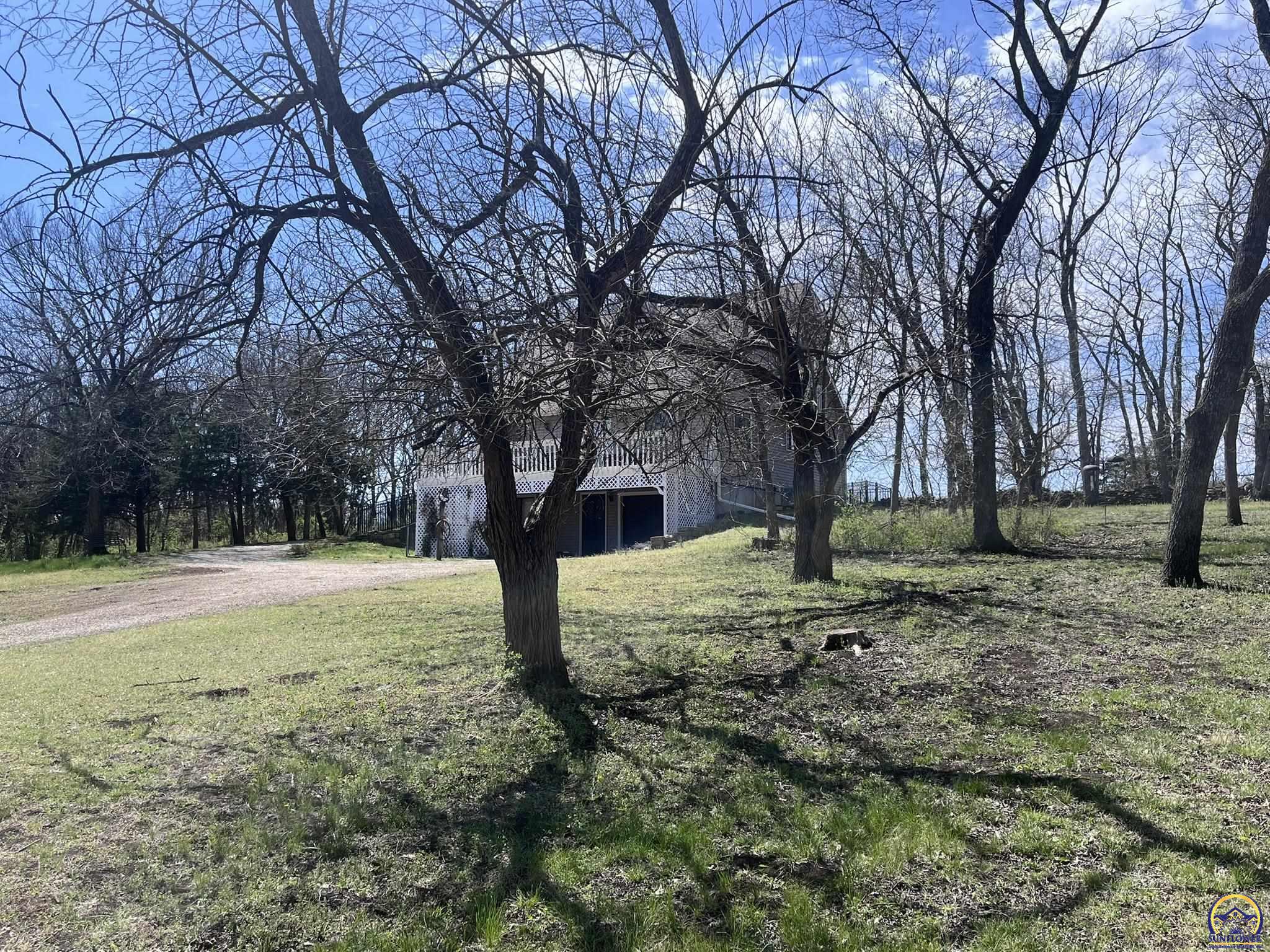 6024 Southeast Stubbs Road Tecumseh, KS 66542 - Photo 32 of 38