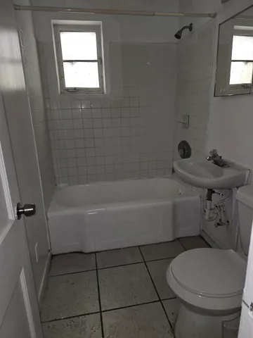 $239,000 | 595 West 3rd Street, Riviera Beach, FL 33404