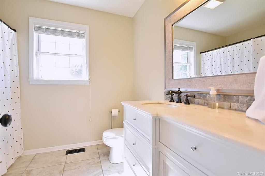 1616 Jim McCarter Road Clover, SC 29710 - Photo 23 of 36 Gallery Image 23