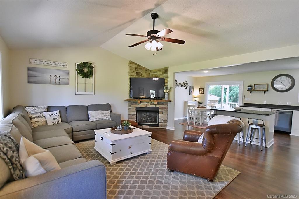1616 Jim McCarter Road Clover, SC 29710 - Photo 5 of 36 Gallery Image 5