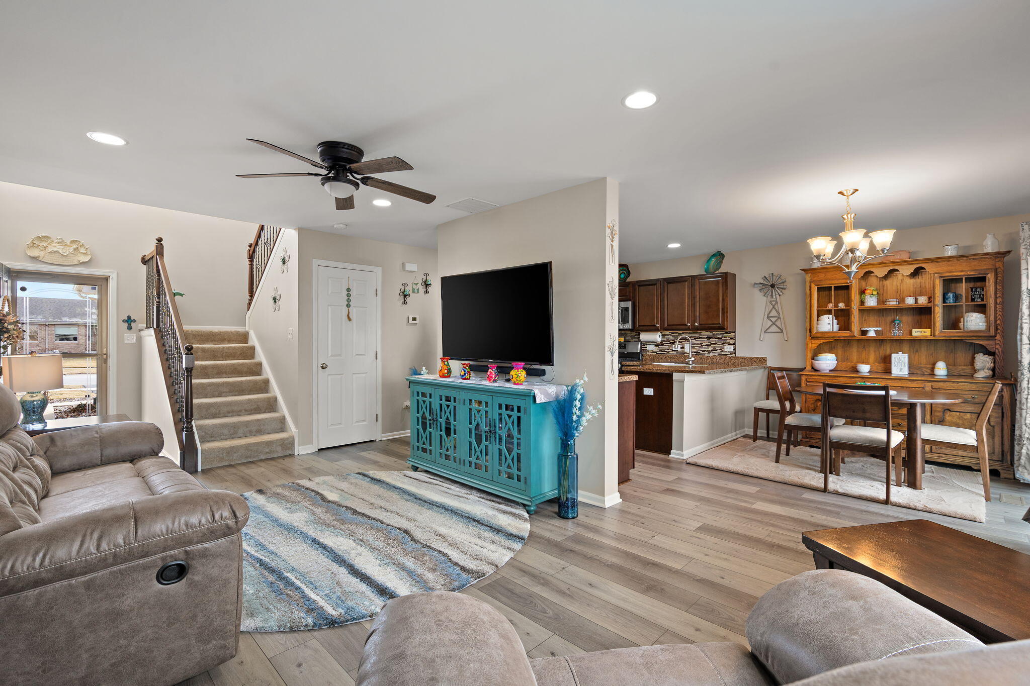 11166 Tennessee Street Crown Point, IN 46307 - Photo 3 of 24 2048x1365