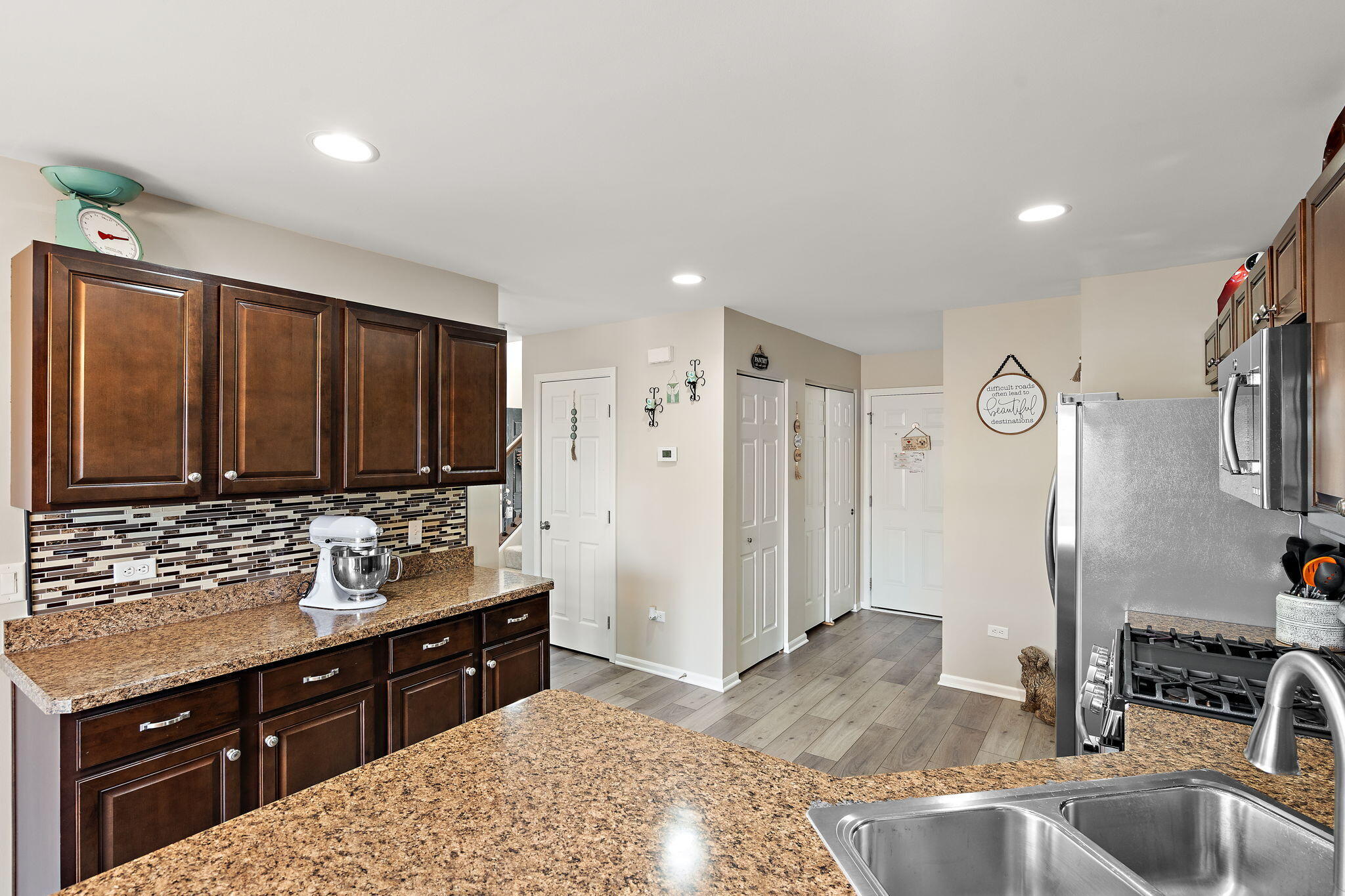 11166 Tennessee Street Crown Point, IN 46307 - Photo 7 of 24 2048x1365