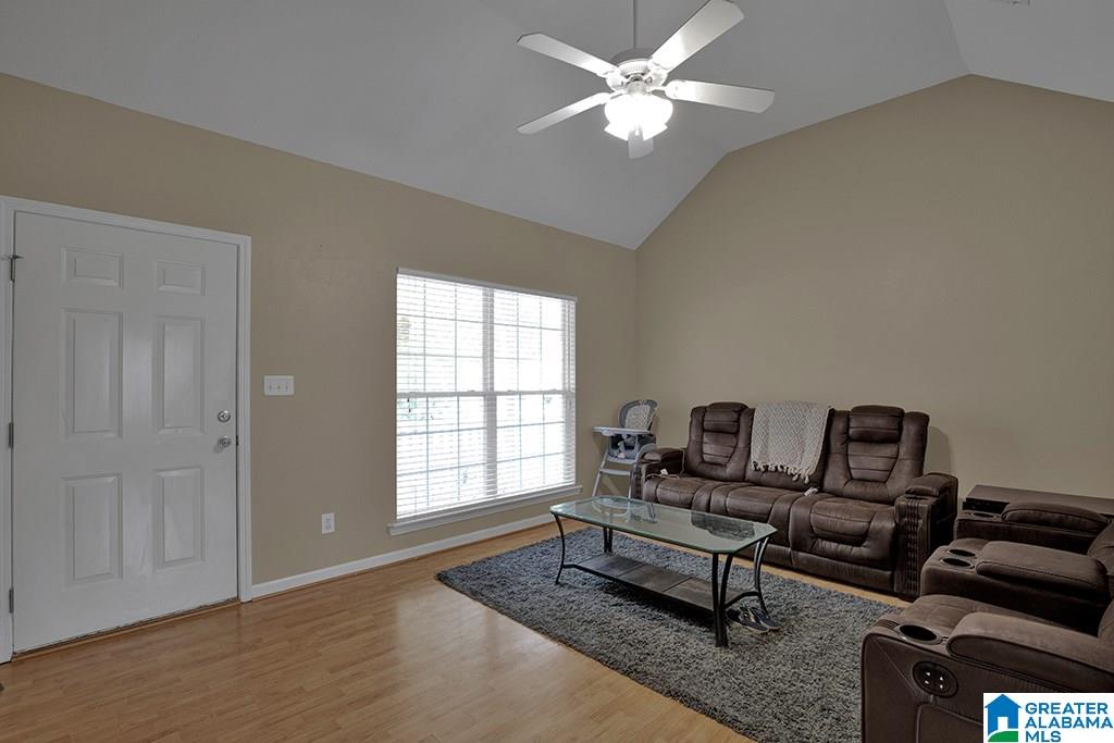 133 Reese Drive Alabaster, AL 35007 - Photo 2 of 18