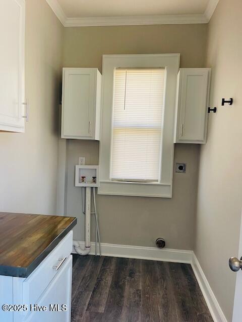1507 Holman Street Kinston, NC 28501 - Photo 6 of 27 Laundry