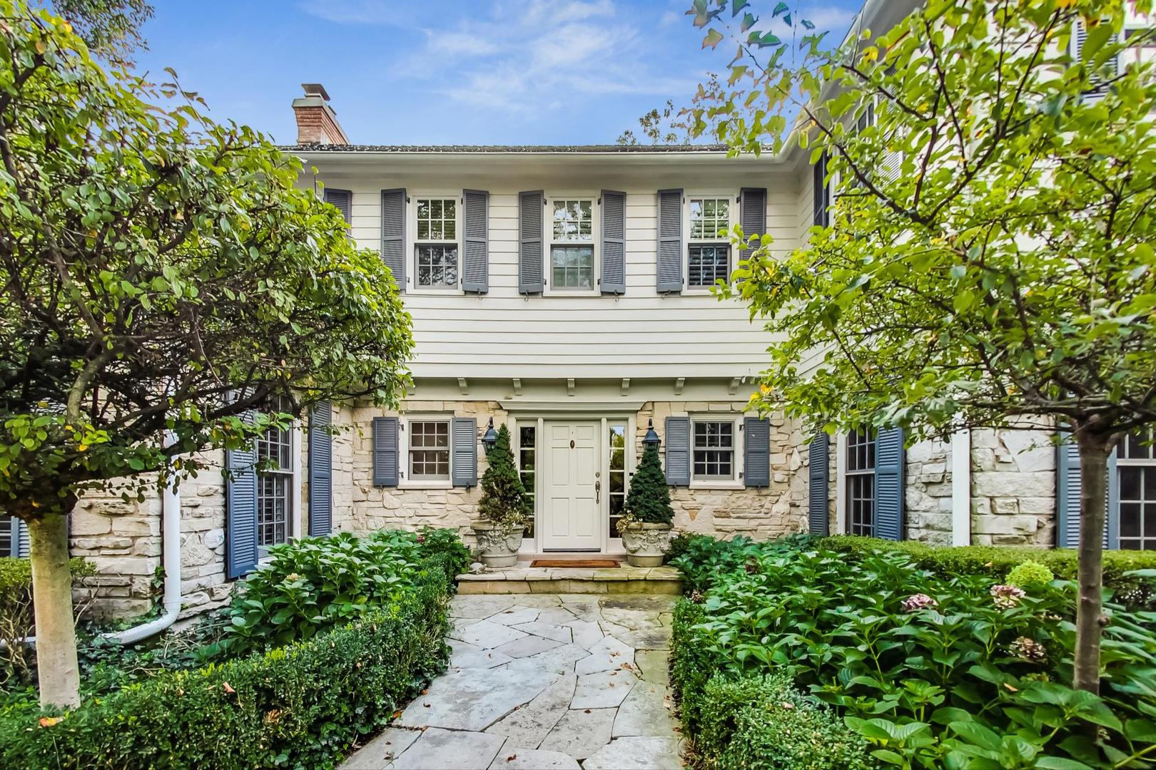 10 Old Hunt Road Northfield, IL 60093 - Photo 1 of 2 Gallery Image 1
