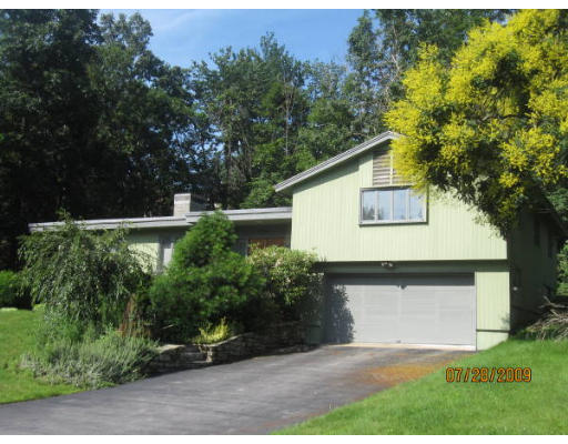5 Meadowbrook Road Worcester, MA 01609 - Photo 1 of 4 Gallery Image 1