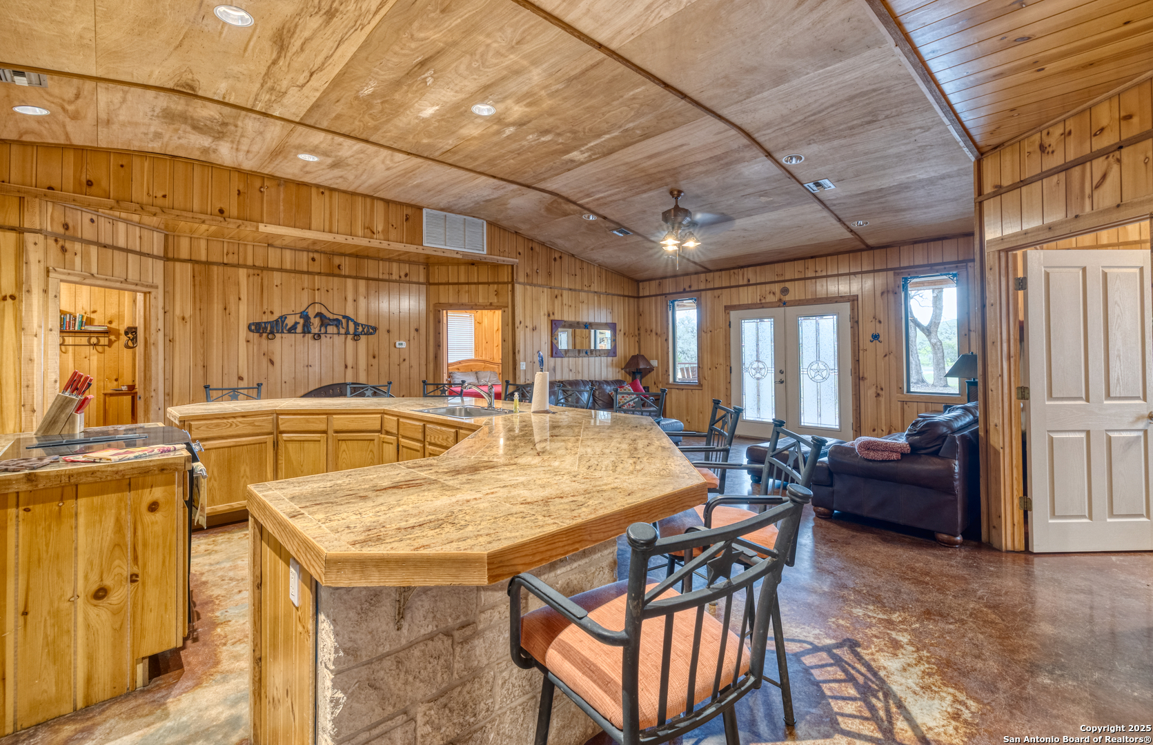 387 Madrone Loop Concan, TX 78838 - Photo 6 of 21