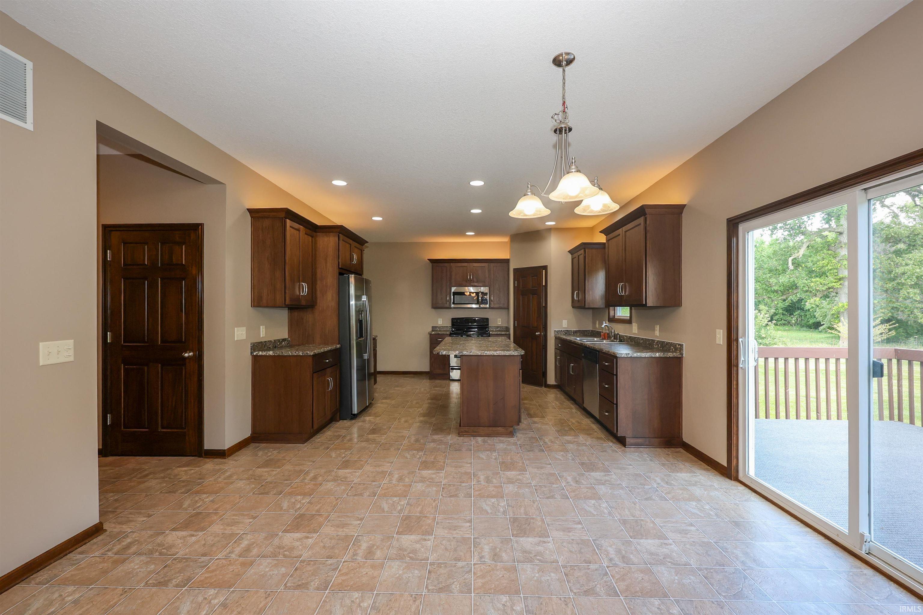 11919 Edgerton Road New Haven, IN 46774 - Photo 12 of 41
