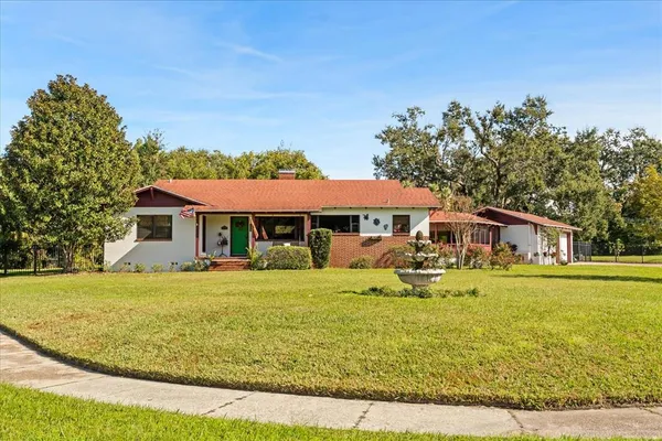$1,200,000 | 205 Surprise Drive, Winter Garden, FL 34787