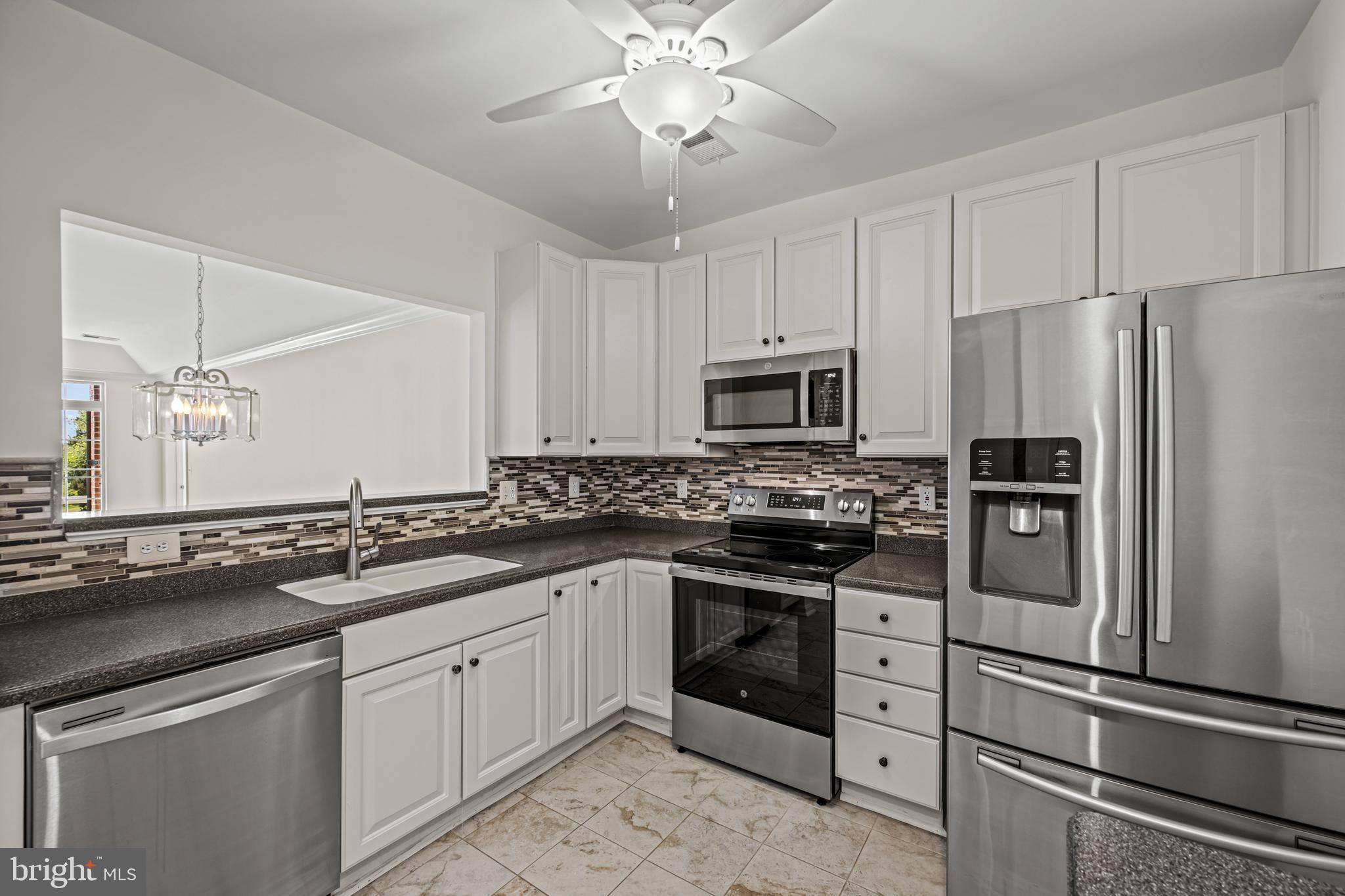 7335 Brookview Road, Unit 104 Elkridge, MD 21075 - Photo 7 of 48 Kitchen