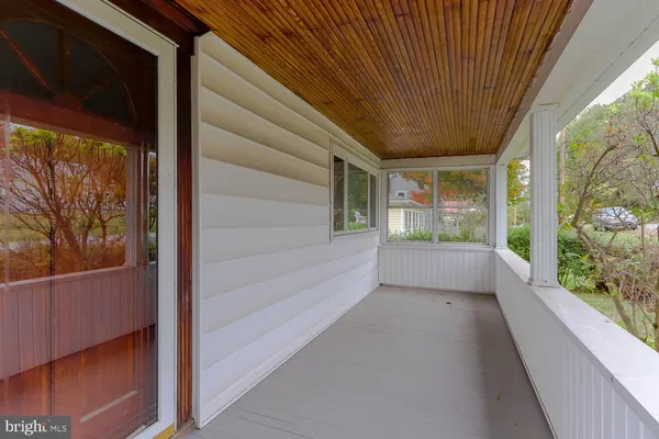a view of entryway