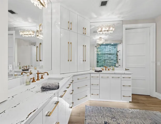 $2,300,000 | 1800 Benjamin Franklin Drive, Unit A102, Sarasota, FL 34236