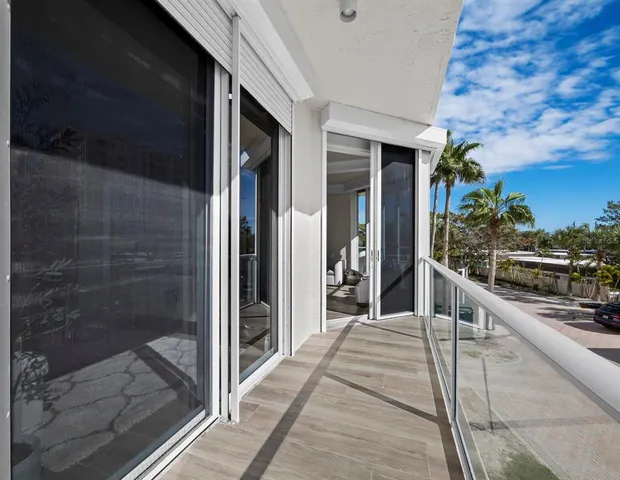 $2,300,000 | 1800 Benjamin Franklin Drive, Unit A102, Sarasota, FL 34236