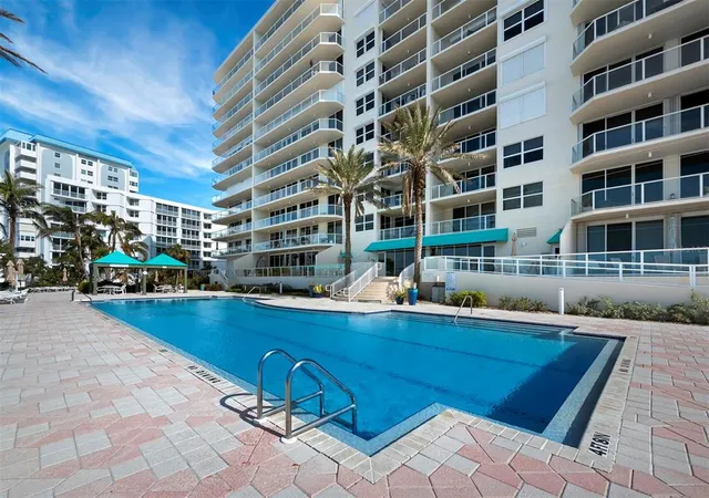$2,300,000 | 1800 Benjamin Franklin Drive, Unit A102, Sarasota, FL 34236