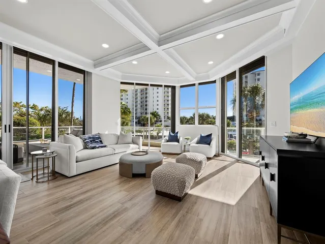 $2,300,000 | 1800 Benjamin Franklin Drive, Unit A102, Sarasota, FL 34236