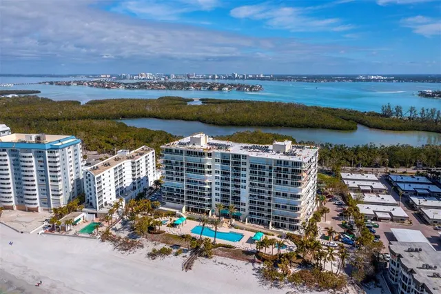 $2,300,000 | 1800 Benjamin Franklin Drive, Unit A102, Sarasota, FL 34236
