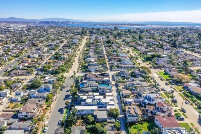 $3,199,000 | 4545 Newport Avenue, San Diego, CA 92107
