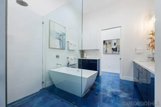 $3,199,000 | 4545 Newport Avenue, San Diego, CA 92107