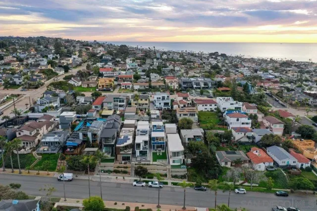 $3,199,000 | 4545 Newport Avenue, San Diego, CA 92107