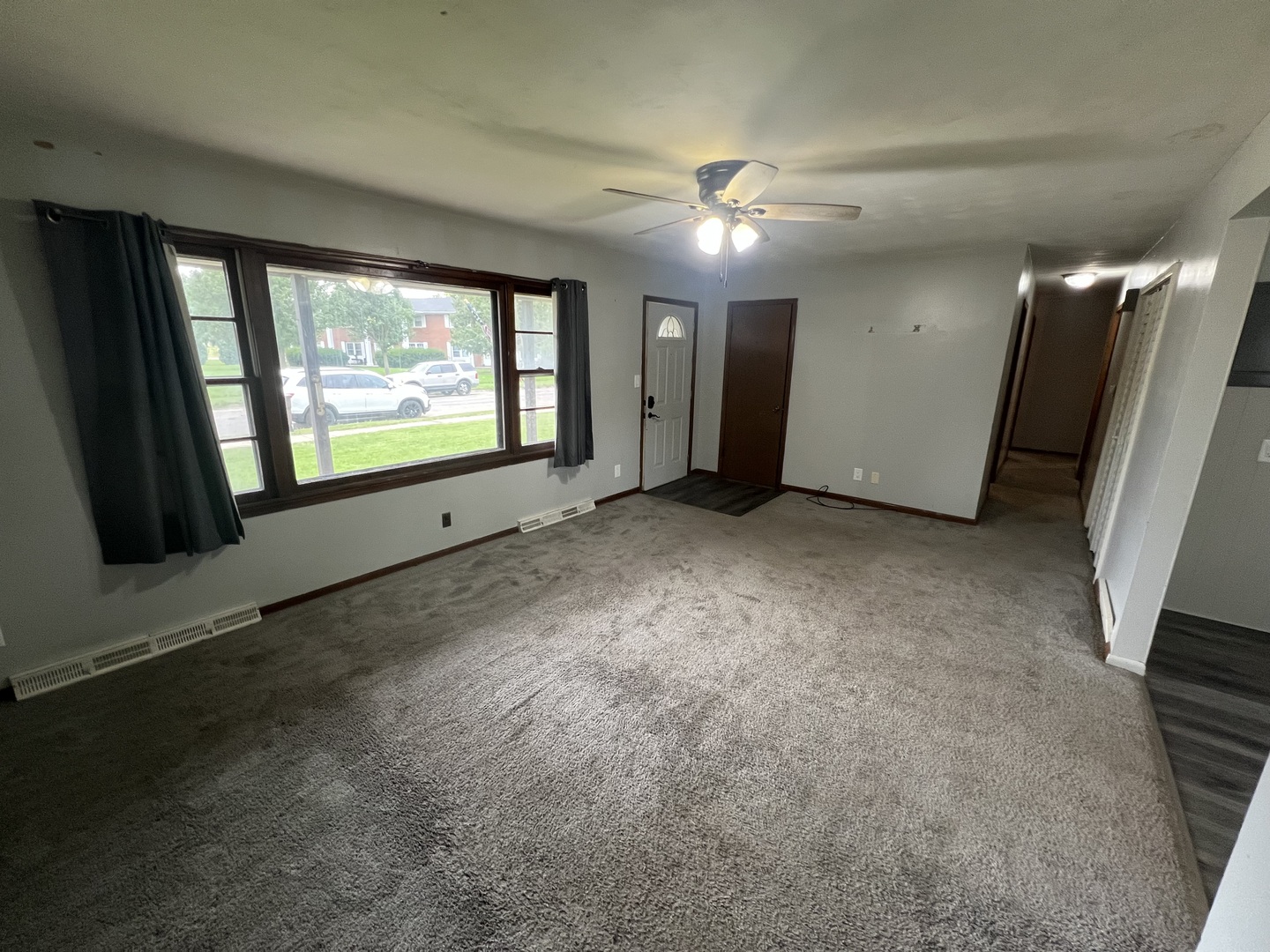355 Irene Avenue Rochelle, IL 61068 - Photo 4 of 12 Gallery Image 4