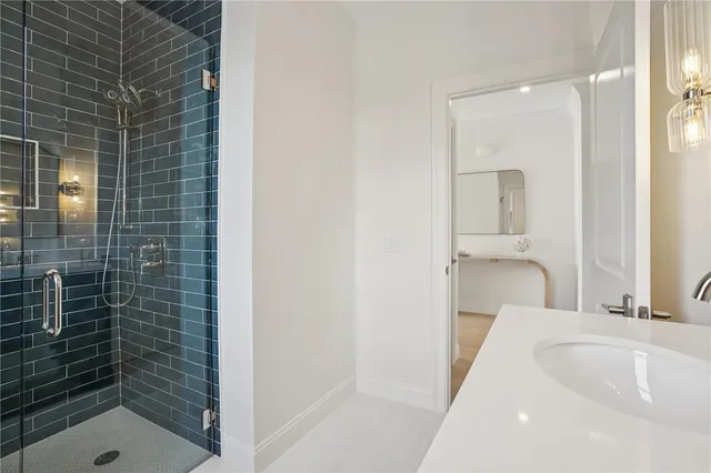 $1,899,000 | 4 Lookout Lane, Portsmouth, RI 02871