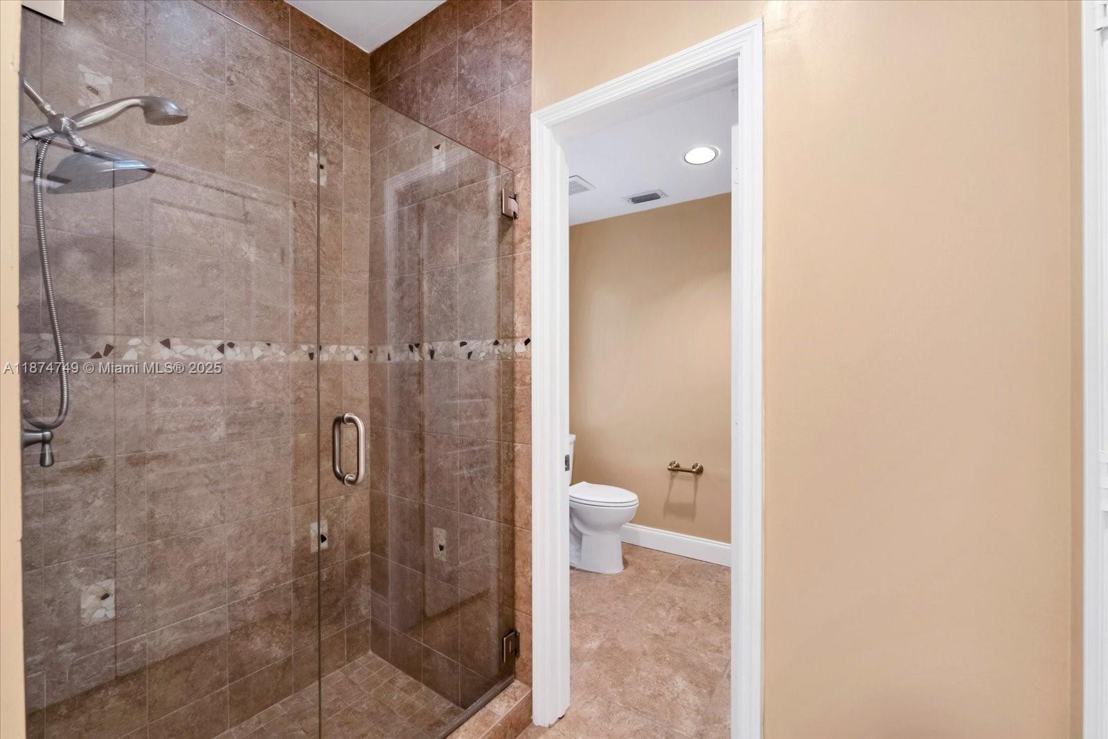 10424 Southwest 17th Manor Davie, FL 33324 - Photo 21 of 42