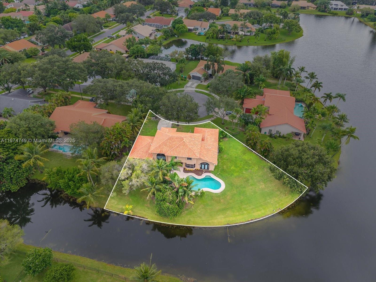 10424 Southwest 17th Manor Davie, FL 33324 - Photo 34 of 42