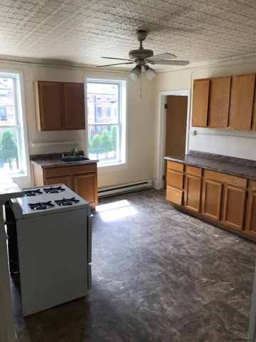 $975 | 16 Cataract Street, Unit 2, Cohoes, NY 12047