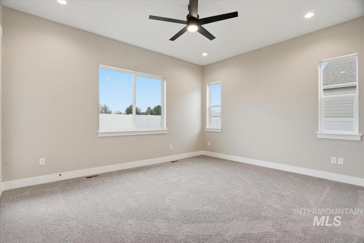 883 North Falling Water Way Eagle, ID 83616 - Photo 13 of 42