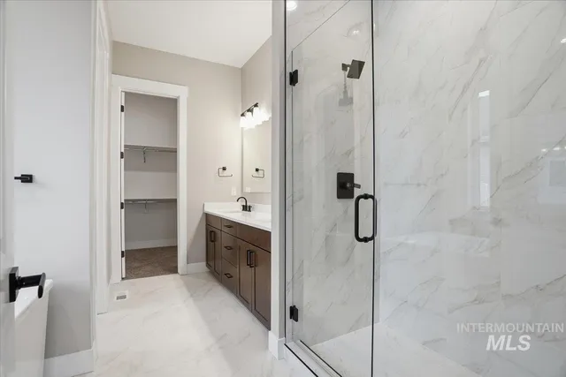 $799,990 | 883 North Falling Water Way, Eagle, ID 83616