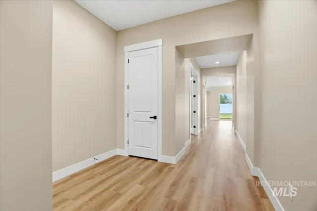 $799,990 | 883 North Falling Water Way, Eagle, ID 83616