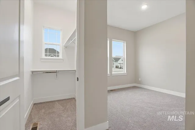 $799,990 | 883 North Falling Water Way, Eagle, ID 83616